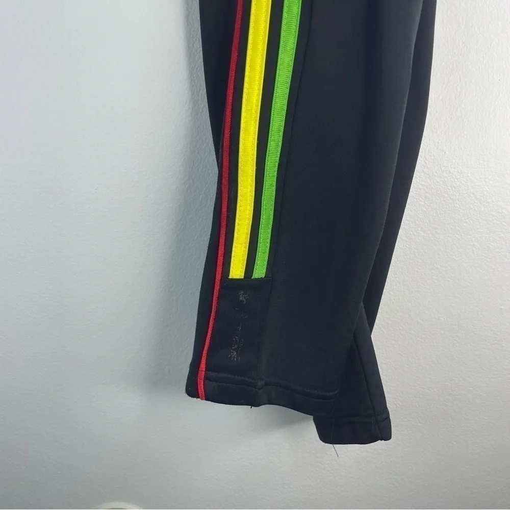 BEVERLY HILLS POLO CLUB Boys Kids Toddler Cute Colorful Rasta Track Suit Size 2T
